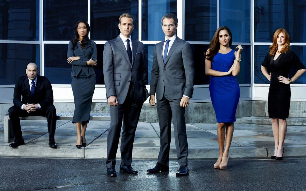 Сериал Костюмы в законе